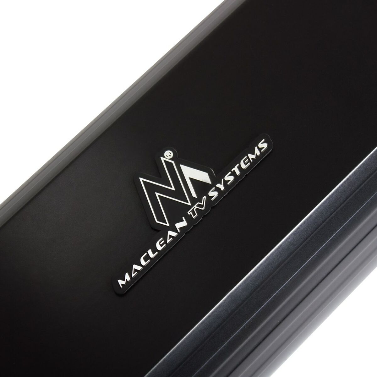 Projection Screen MacLean MC-213 100"