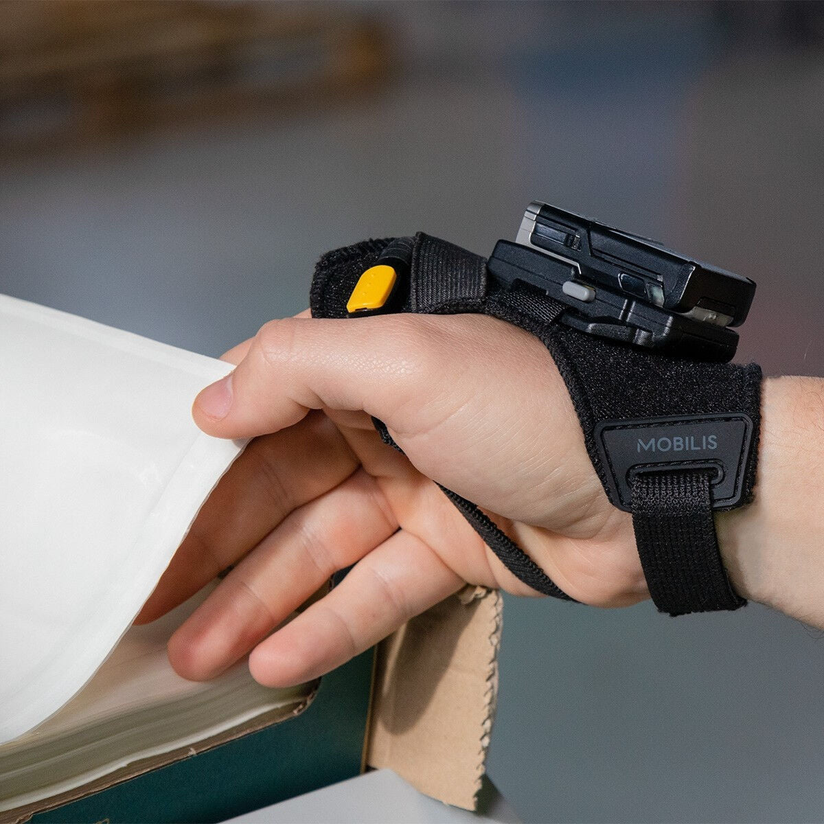 Mobile cover Mobilis 001087 Black Universal