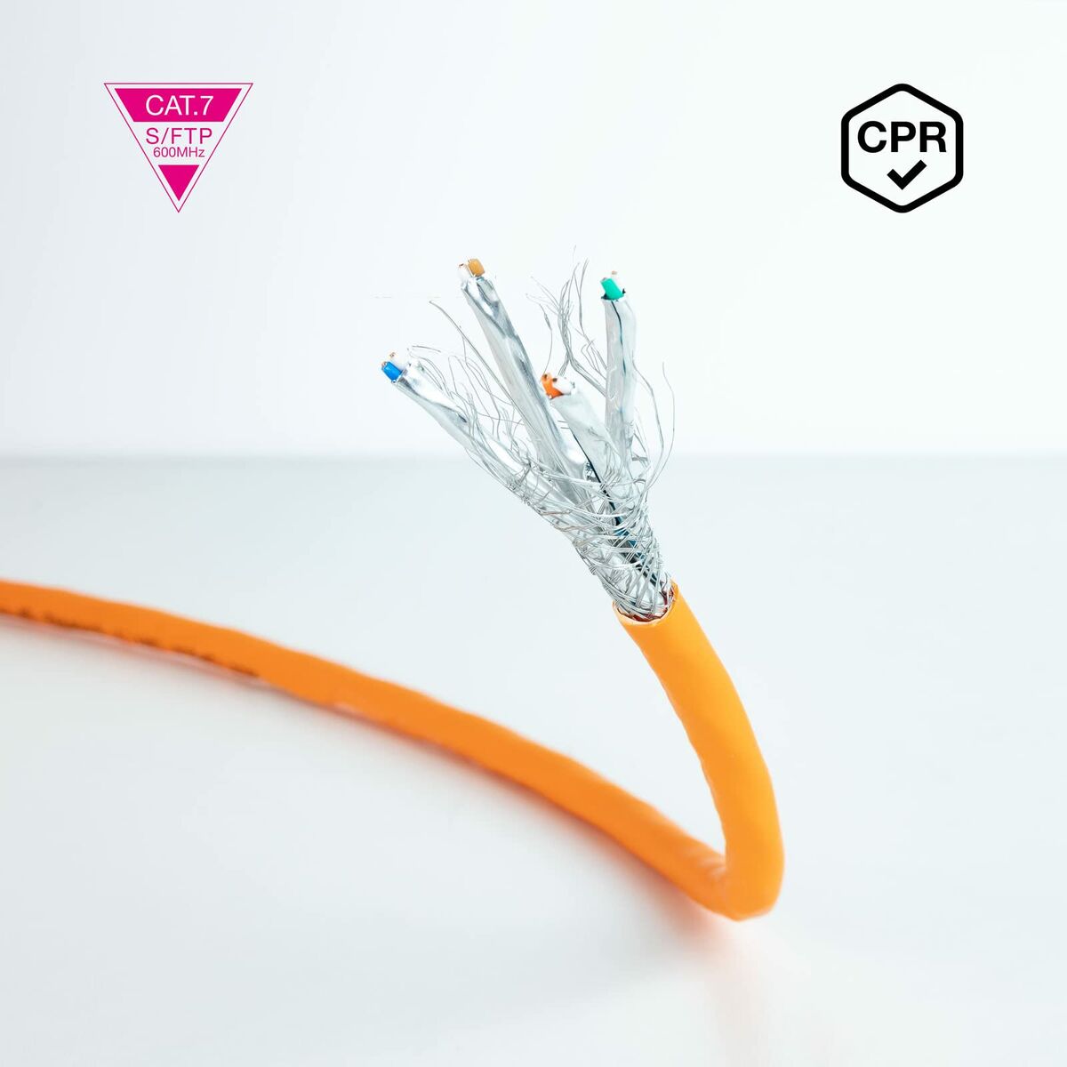 UTP Category 6 Rigid Network Cable NANOCABLE 10.20.1700-305 305 m