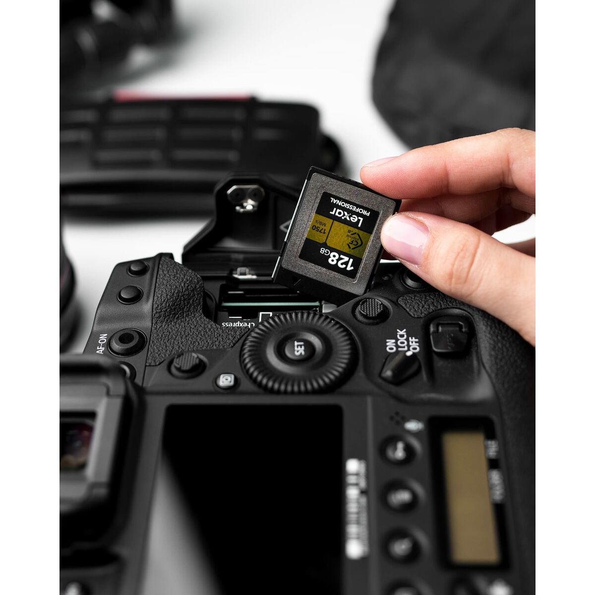 SD Memory Card Lexar LCXEXPR128G-RNENG 128 GB