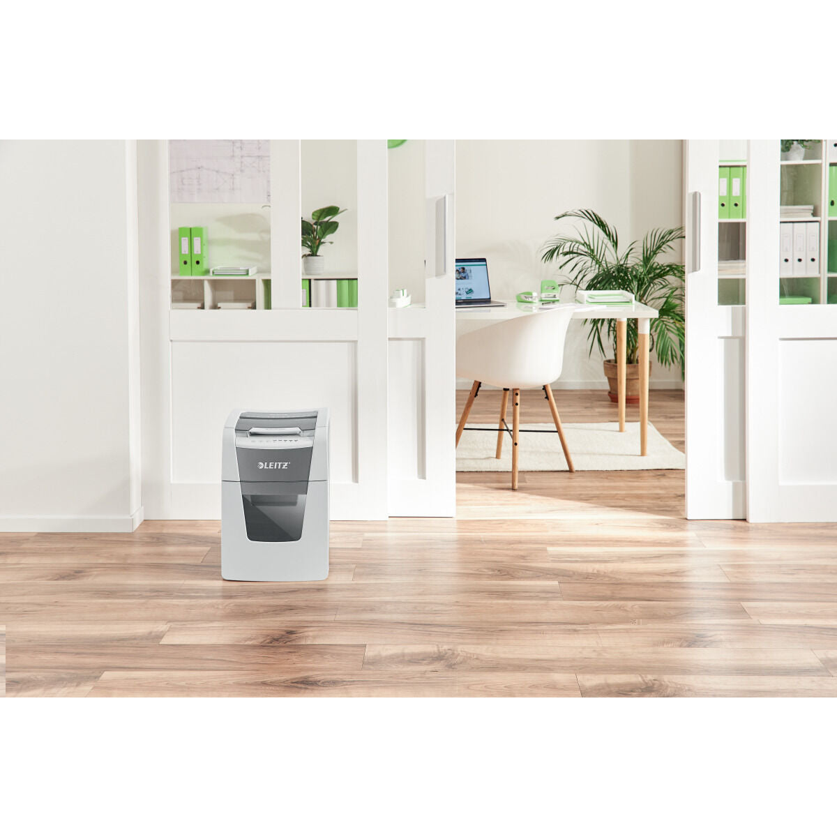 Micro-Cut Paper Shredder Leitz IQ 100 Autofeed