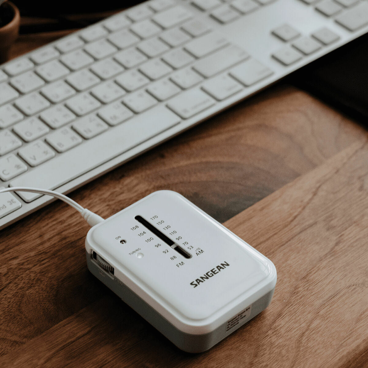 Transistor Radio Sangean White AM/FM