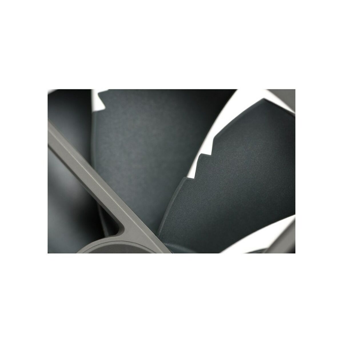 Box Ventilator Noctua NF-P14R REDUX-1500 PWM