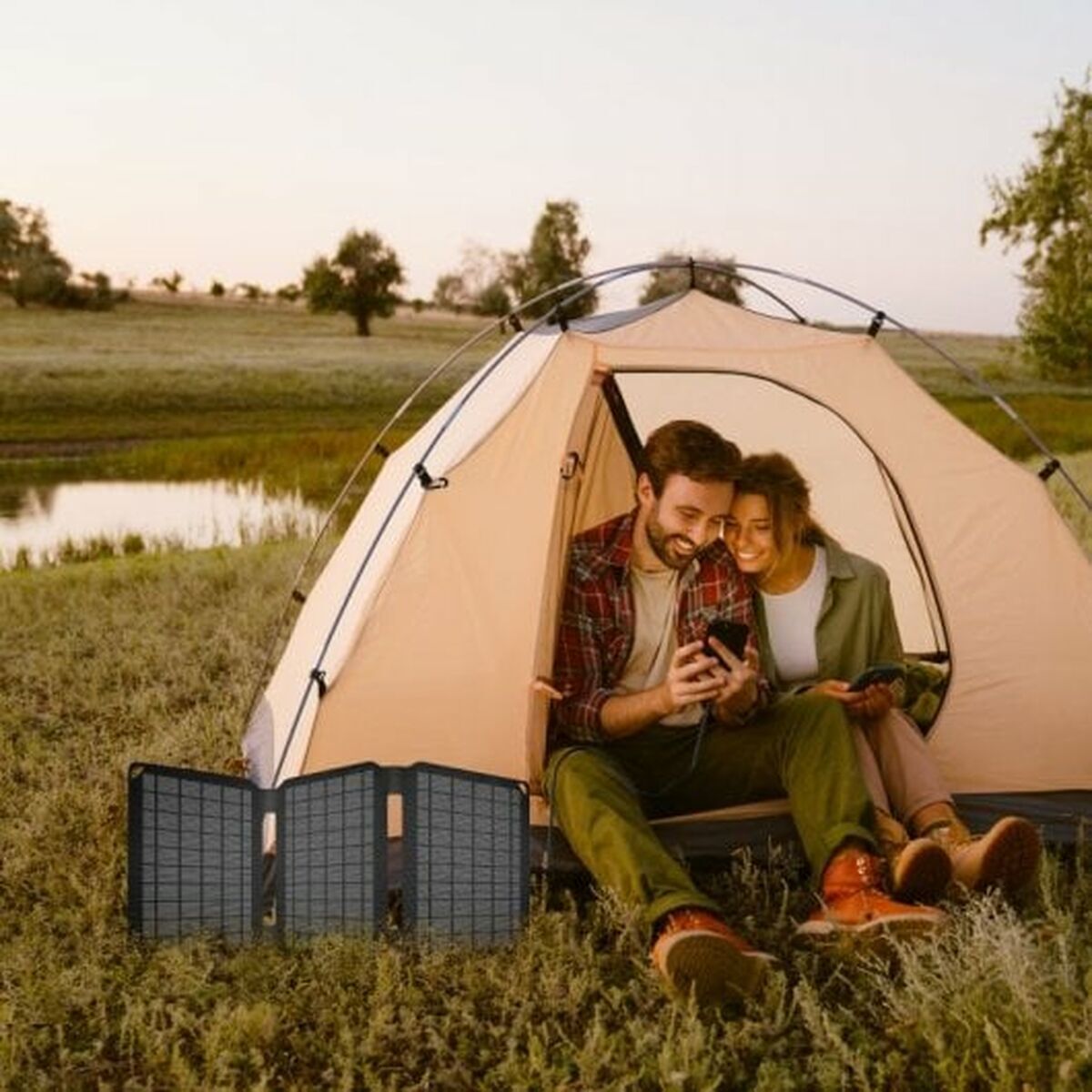 Solar charger Muvit 15W SOLAR CHARGER Black 15 W