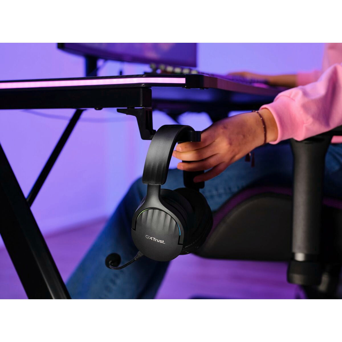 Headphones with Microphone Trust 24901 GXT491 FAYZO WIRELESS Black